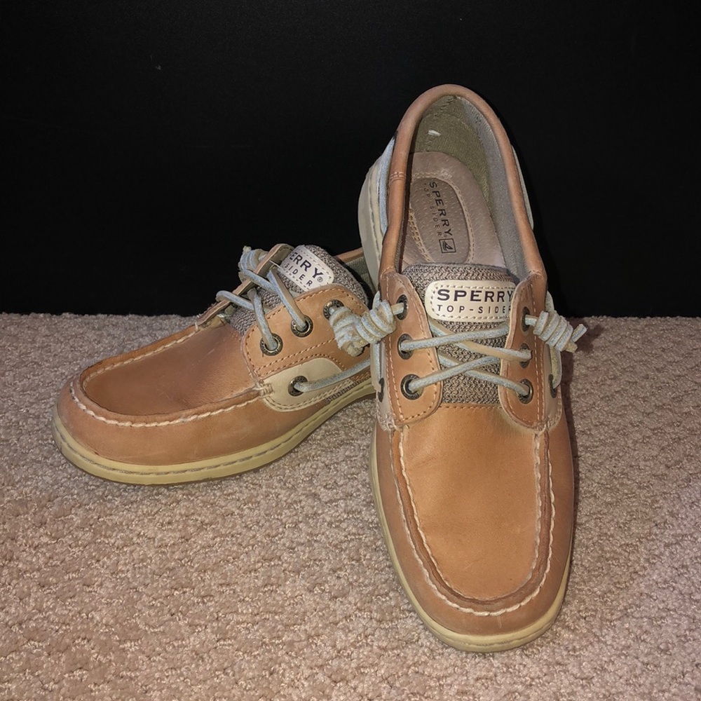 Women’s Sperry “Songfish” boat shoe